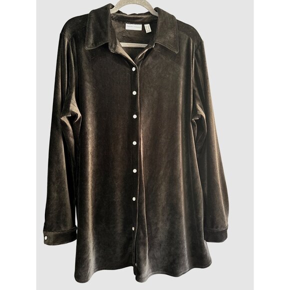 Susan Graver Tops - Susan Graver Black Velour Button-Up Tunic Size 2X Holidays Flows Drapes Soft